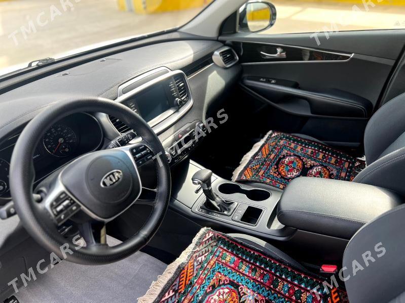 Kia Sorento 2018 - 292 500 TMT - Aşgabat - img 9