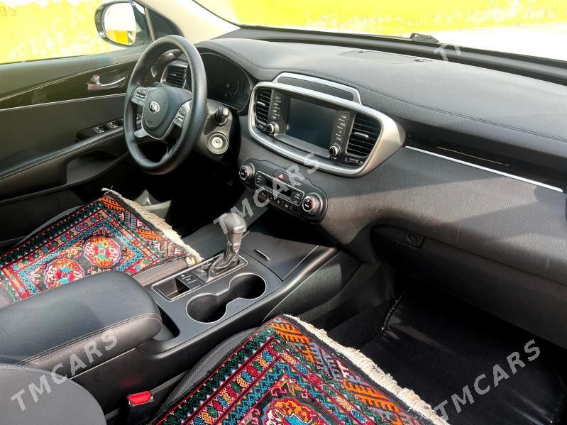 Kia Sorento 2018 - 292 500 TMT - Aşgabat - img 10