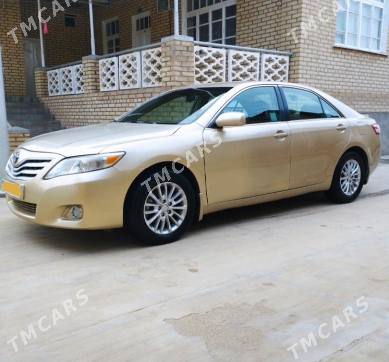 Toyota Camry 2010 - 90 000 TMT - Гурбансолтан Едже - img 6