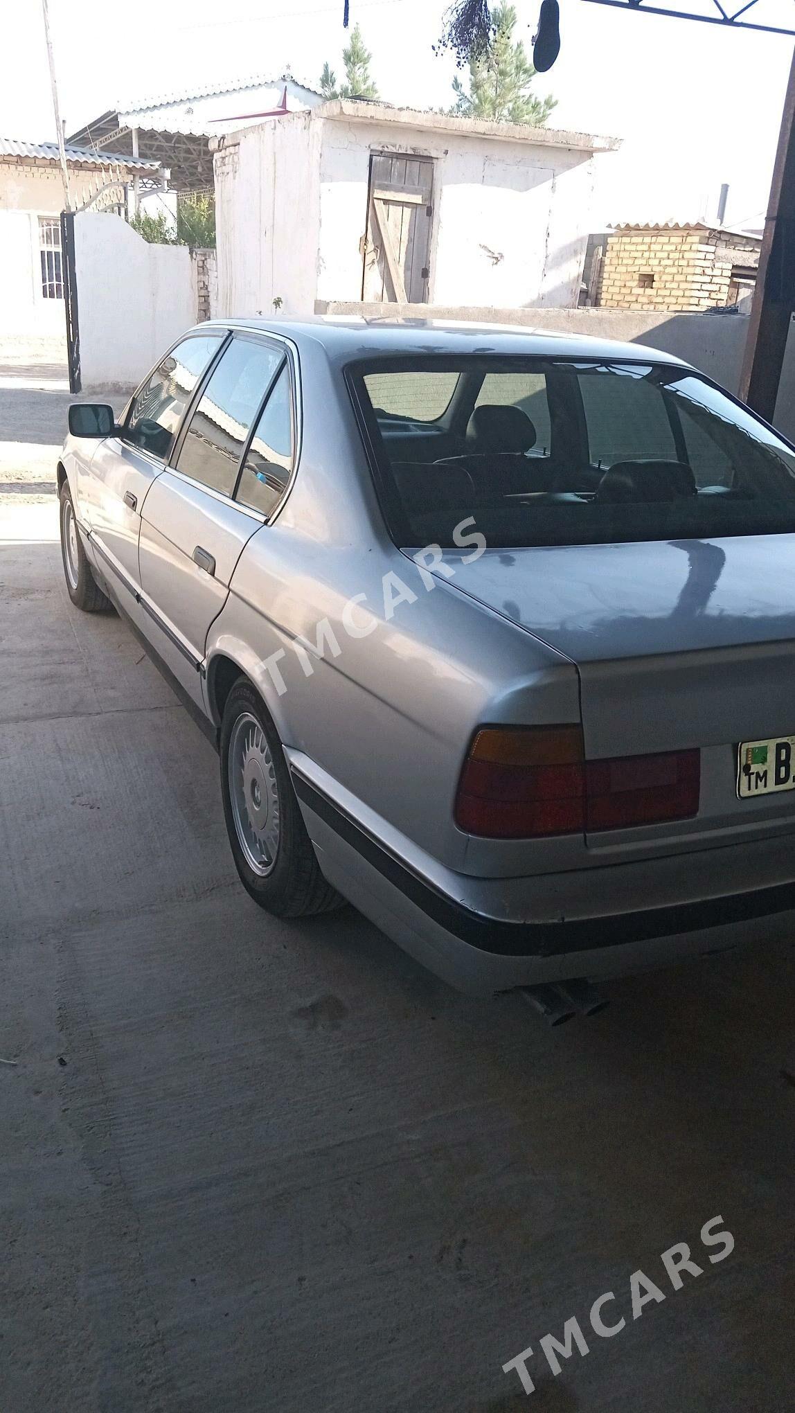 BMW 520 1991 - 36 000 TMT - Kaka - img 7