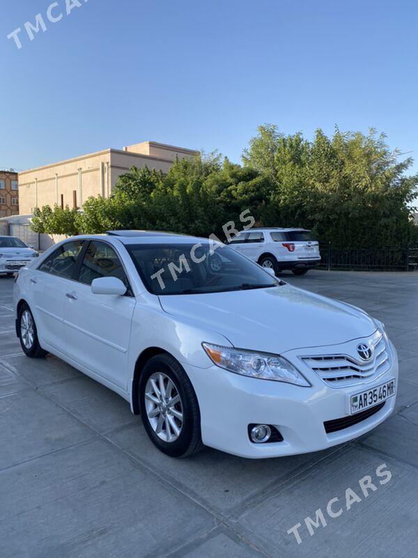 Toyota Camry 2010 - 175 000 TMT - Мары - img 4