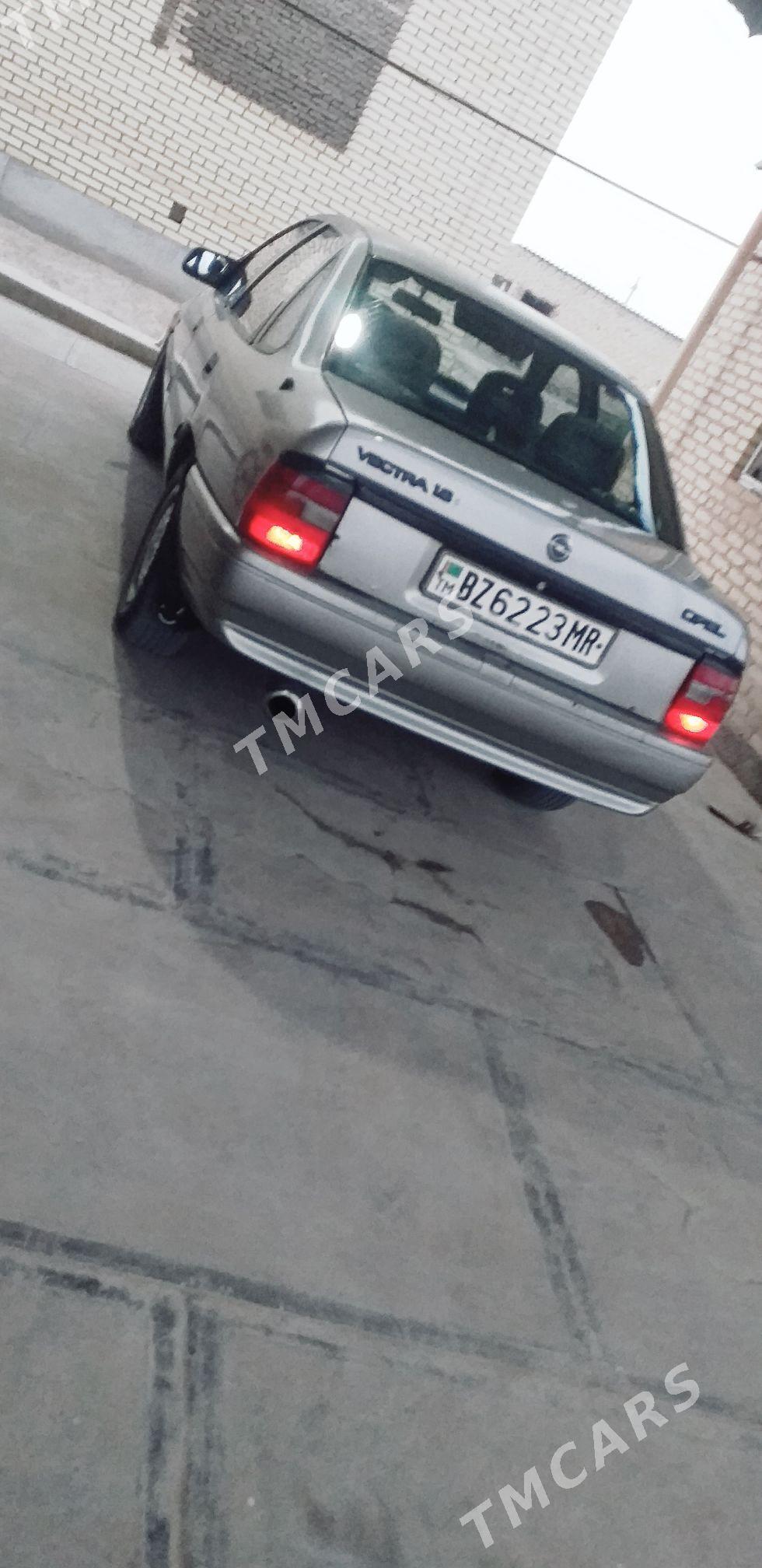 Opel Vectra 1990 - 30 000 TMT - Mary - img 2