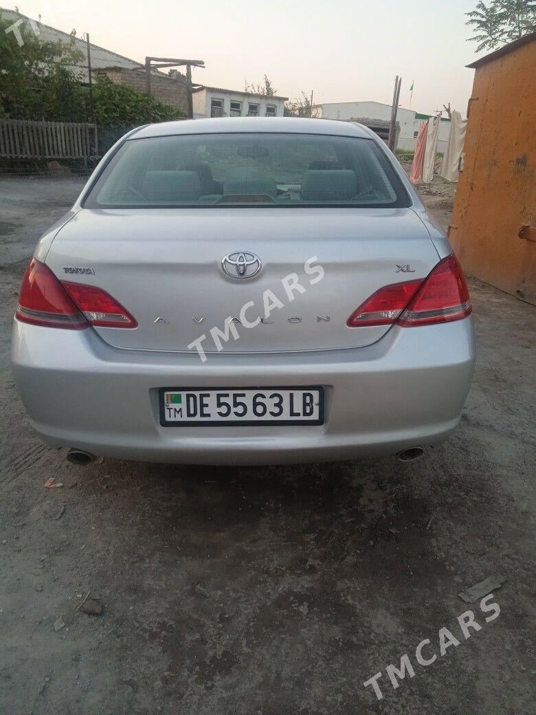 Toyota Avalon 2005 - 190 000 TMT - Çärjew - img 2