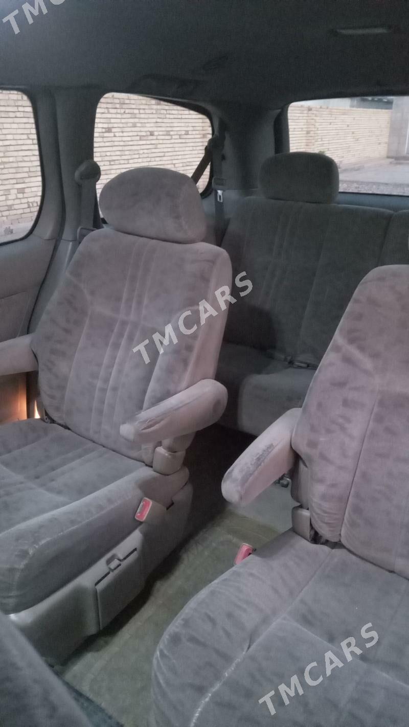 Toyota Sienna 2002 - 130 000 TMT - Векильбазар - img 7