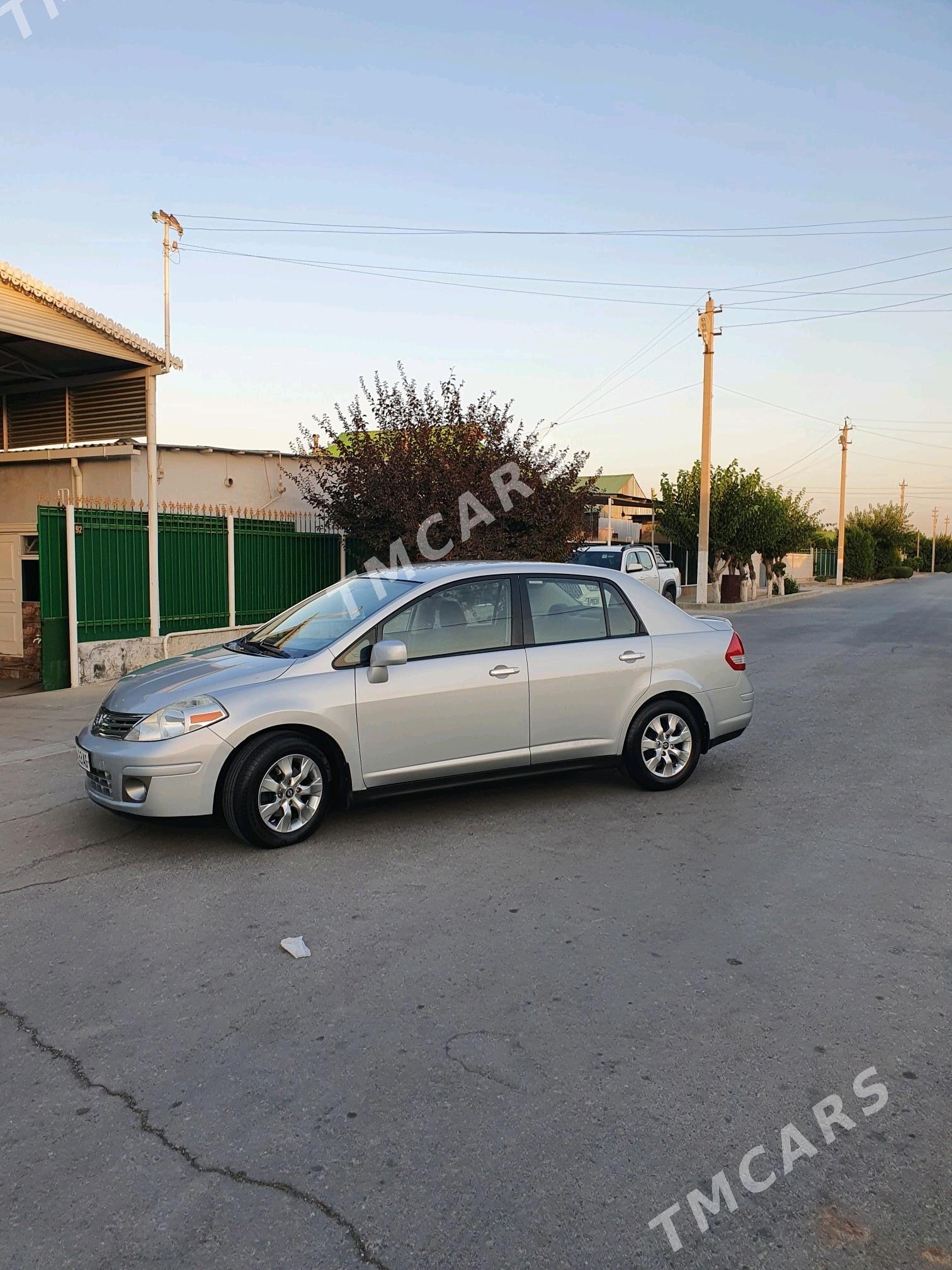 Nissan Versa 2010 - 110 000 TMT - Ашхабад - img 2