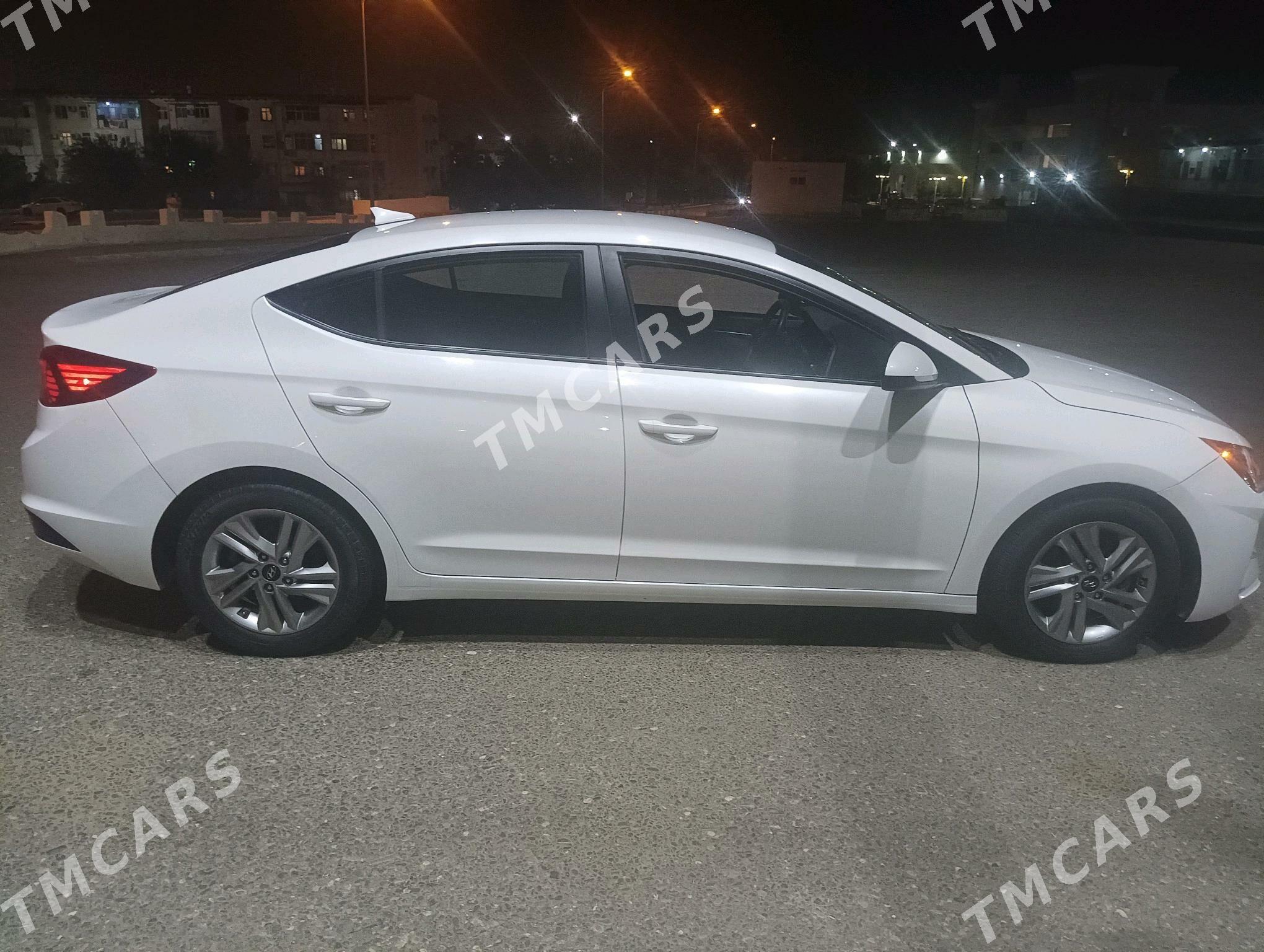 Hyundai Elantra 2019 - 220 000 TMT - Aşgabat - img 2