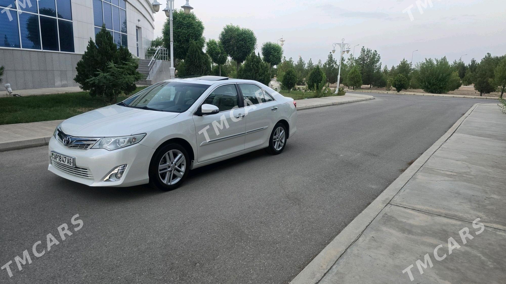 Toyota Camry 2014 - 280 000 TMT - Хитровка - img 2