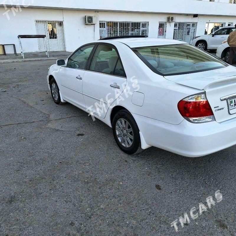 Toyota Camry 2003 - 170 000 TMT - Гарадамак - img 8