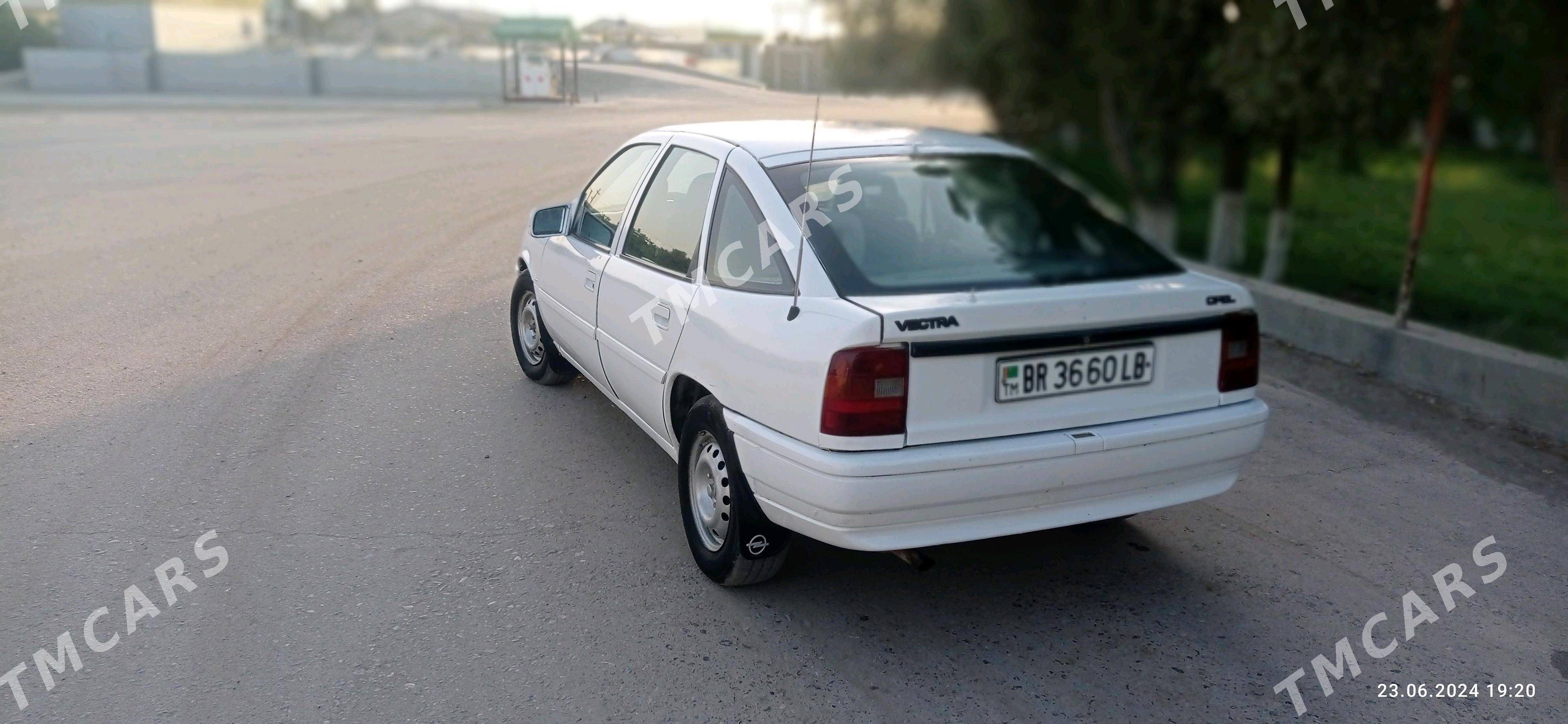 Opel Vectra 1990 - 22 000 TMT - Seýdi - img 3