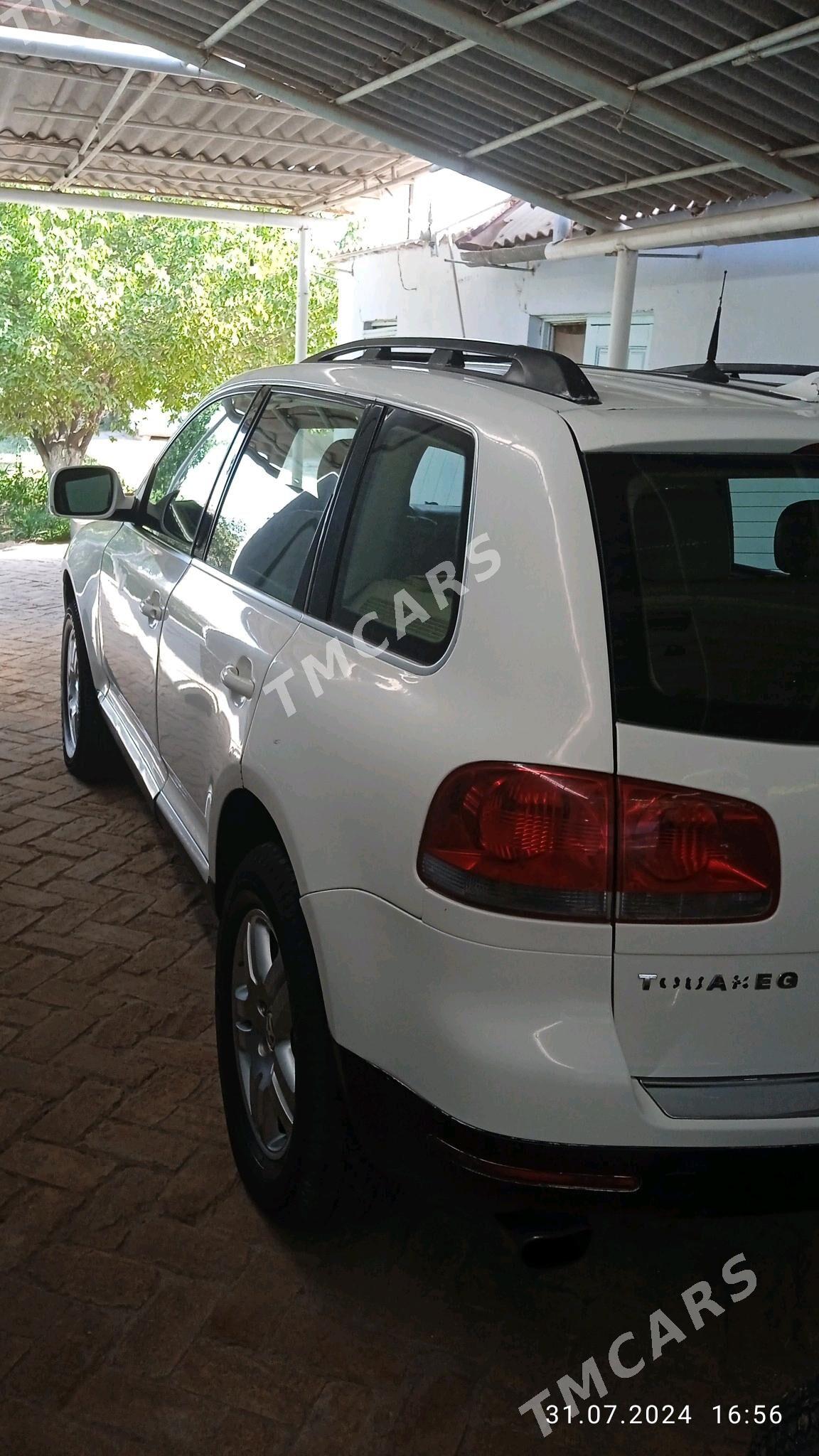 Volkswagen Touareg 2004 - 110 000 TMT - Ёлётен - img 2