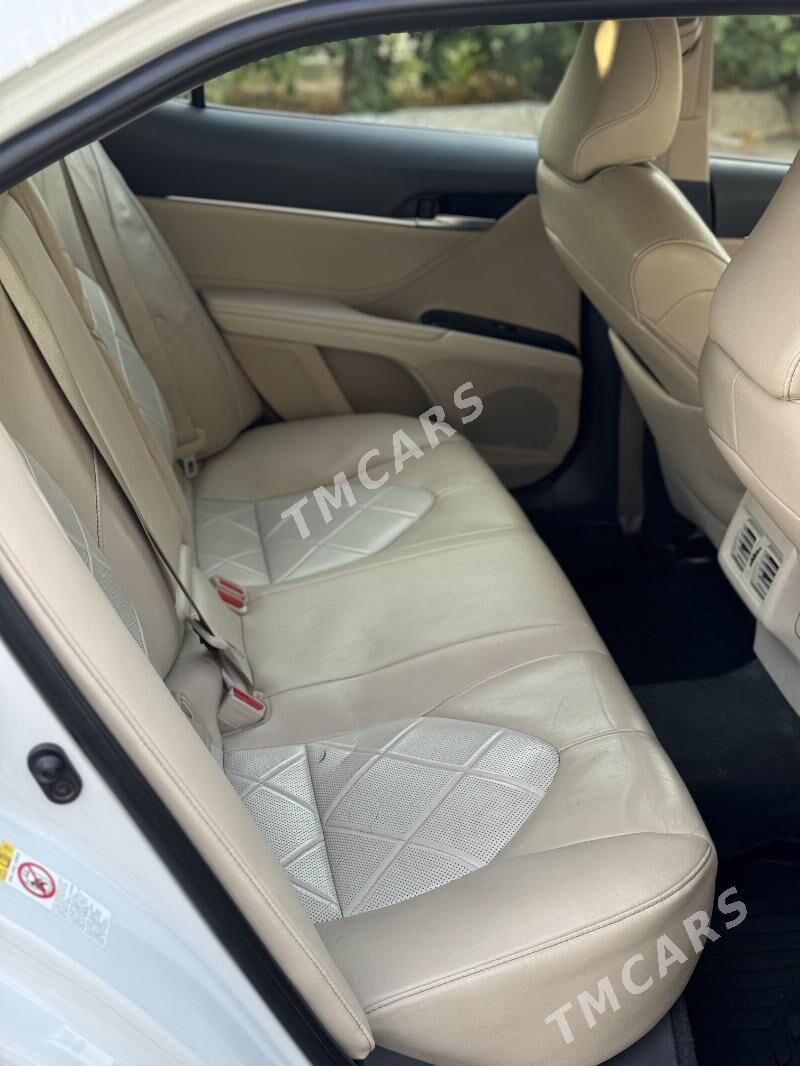 Toyota Camry 2018 - 285 000 TMT - Aşgabat - img 8