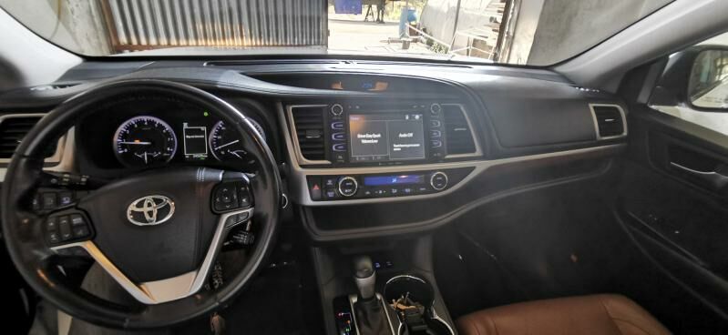 Toyota Highlander 2019 - 550 000 TMT - Мары - img 5