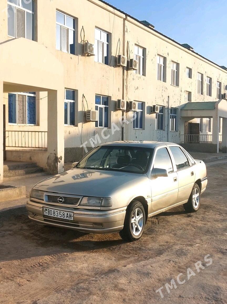 Opel Vectra 1990 - 22 000 TMT - Çoganly - img 5