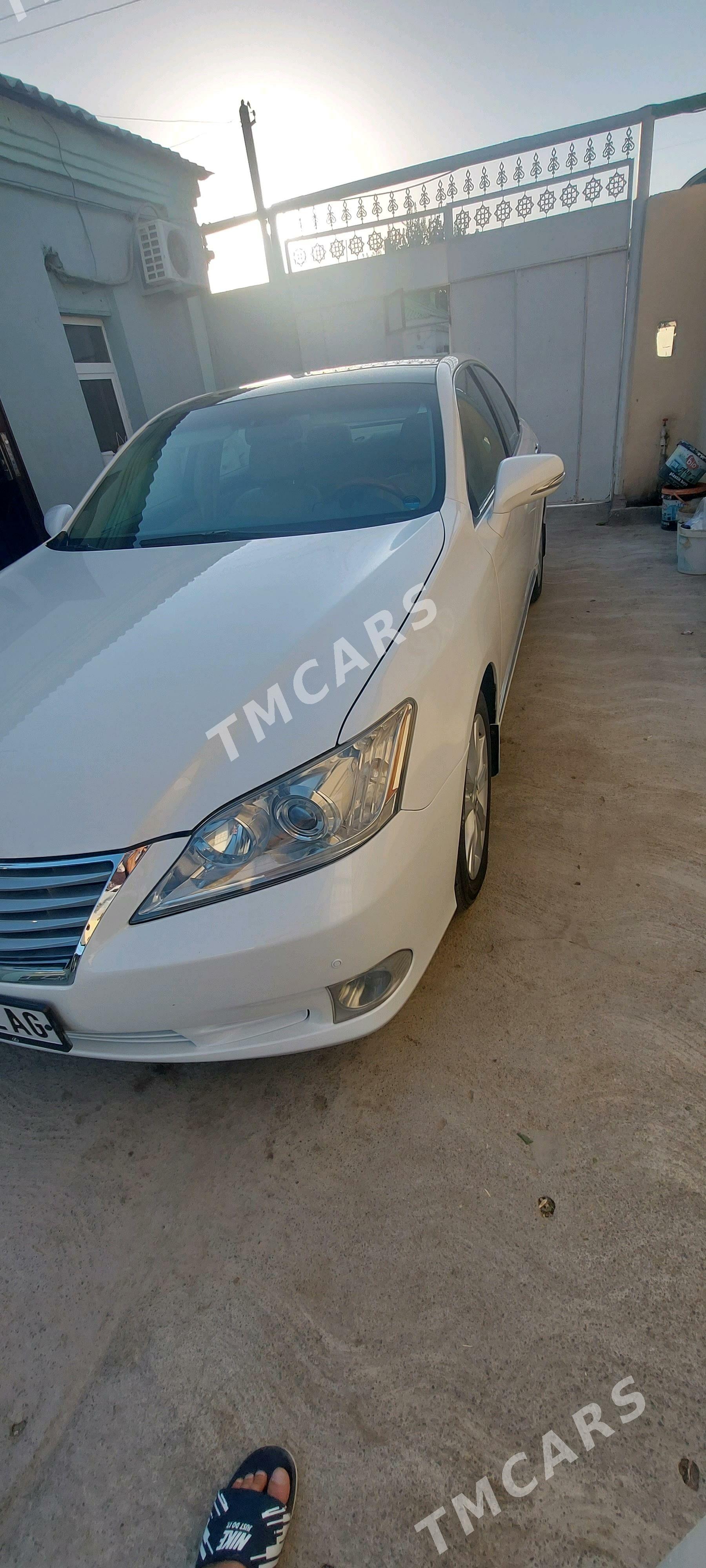 Lexus ES 350 2010 - 270 000 TMT - Хитровка - img 4