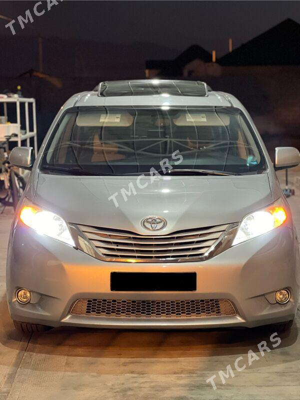 Toyota Sienna 2016 - 355 000 TMT - Ашхабад - img 2