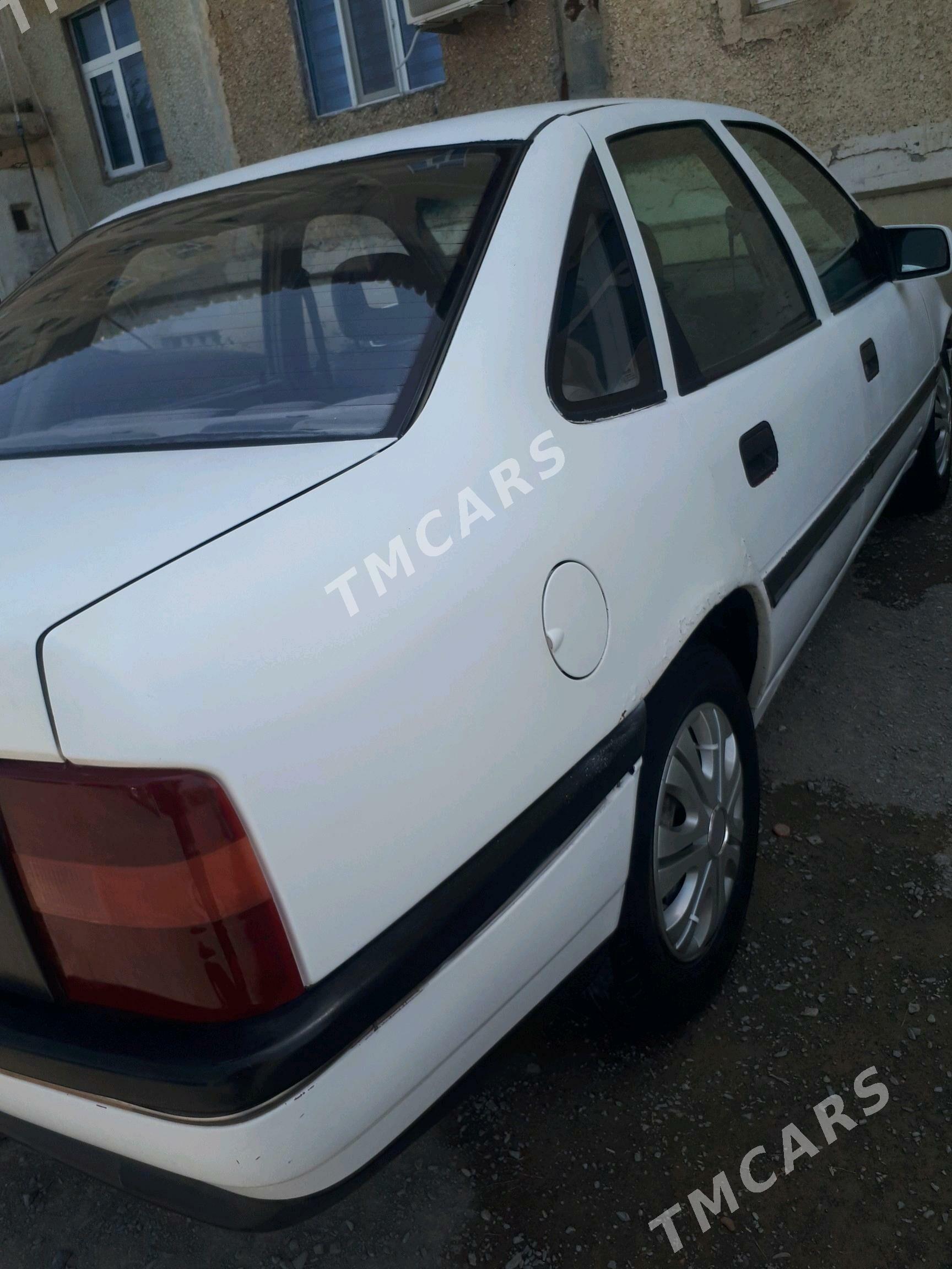 Opel Vectra 1992 - 30 000 TMT - Бахарден - img 8