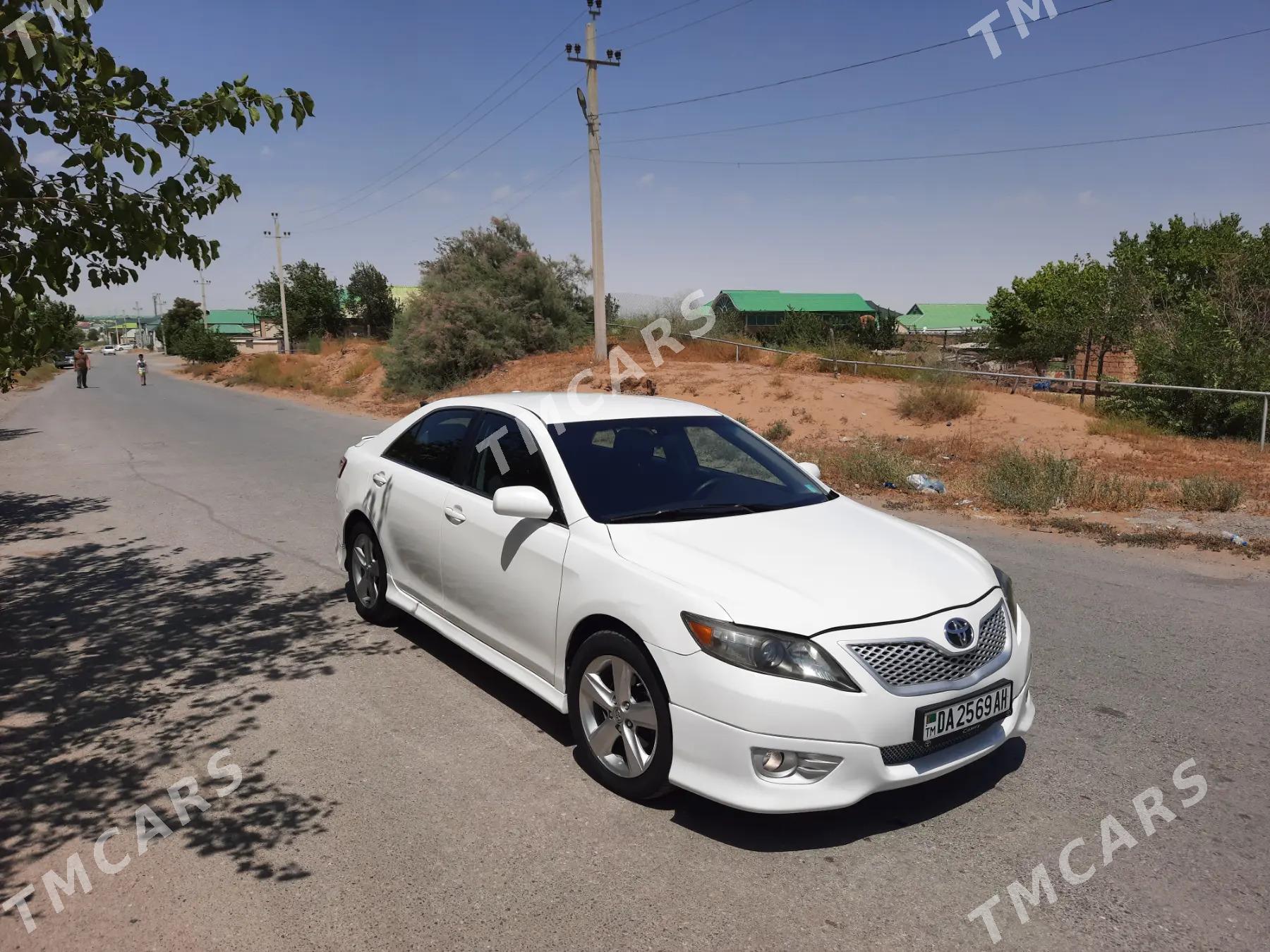 Toyota Camry 2010 - 147 000 TMT - Кёпетдаг шаёлы - img 7