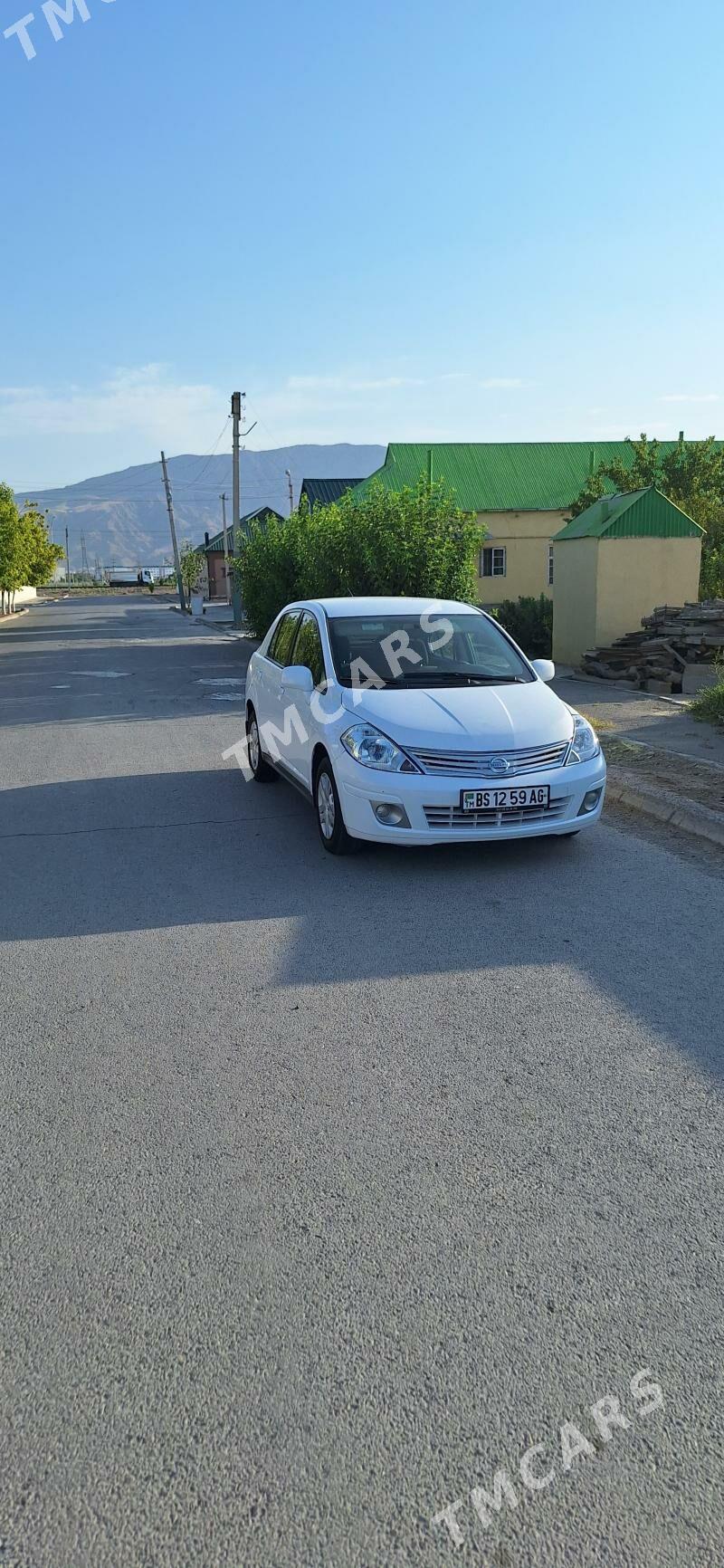 Nissan Versa 2010 - 90 000 TMT - Ашхабад - img 3