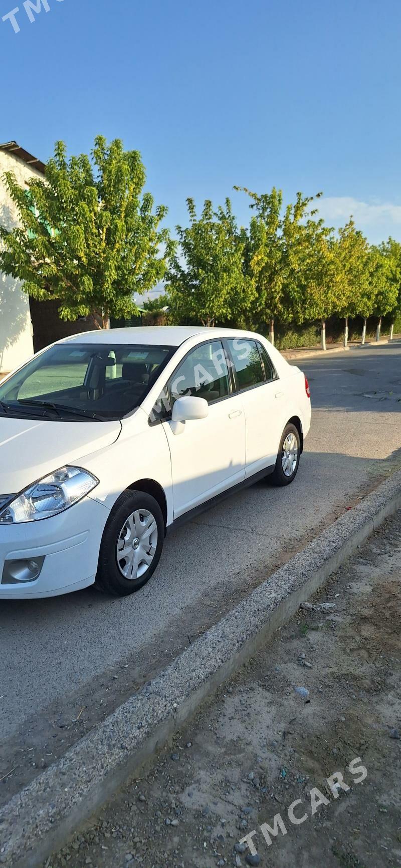 Nissan Versa 2010 - 90 000 TMT - Ашхабад - img 4