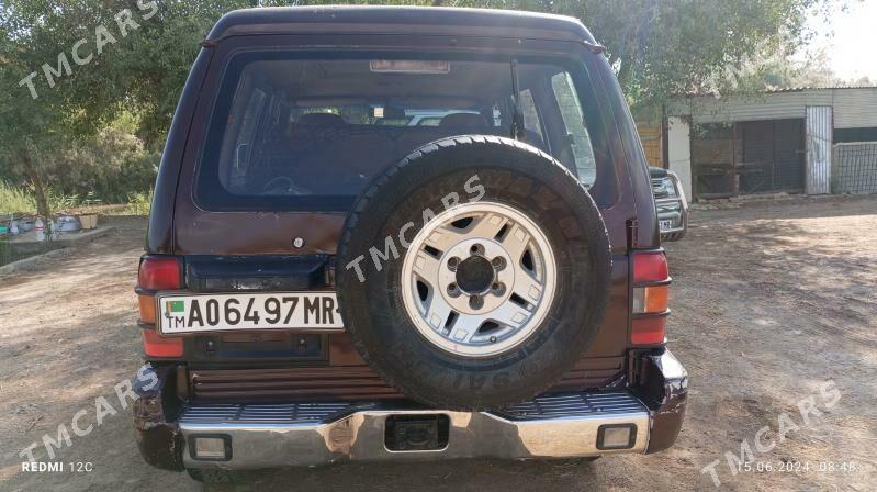 Mitsubishi Montero 1994 - 35 000 TMT - Мары - img 4