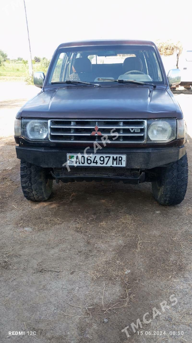 Mitsubishi Montero 1994 - 35 000 TMT - Мары - img 3