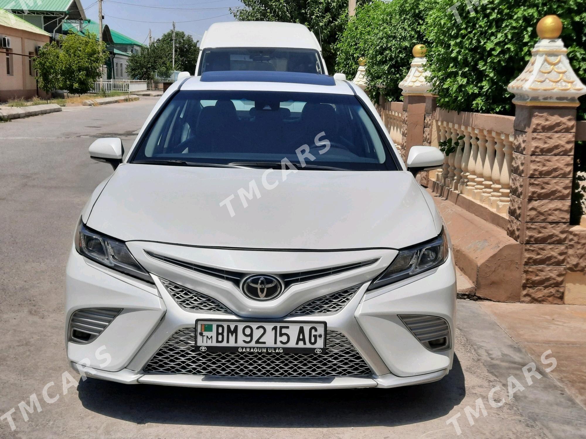 Toyota Camry 2020 - 330 000 TMT - Чоганлы - img 2