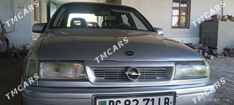 Opel Vectra 1992 - 32 000 TMT - Saýat - img 5