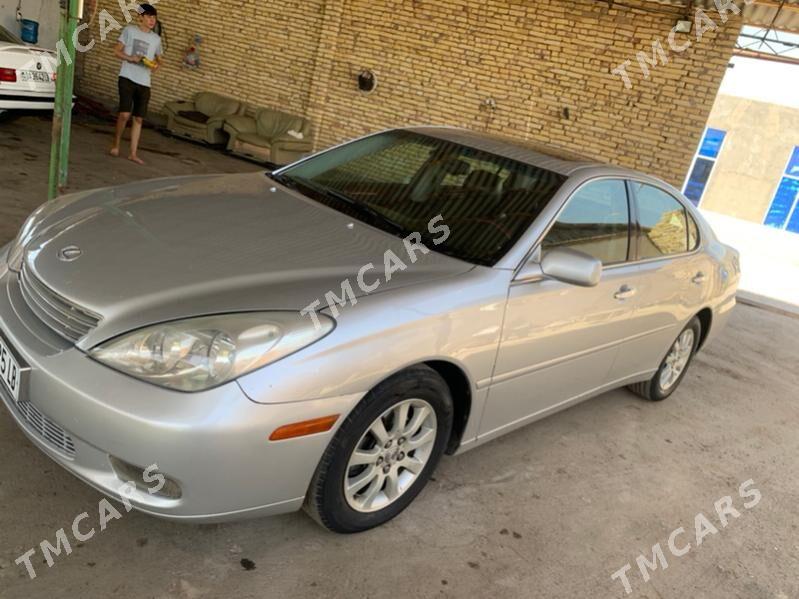 Lexus ES 300 2002 - 165 000 TMT - Дянев - img 4