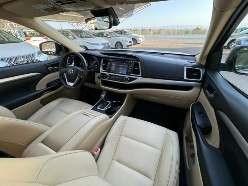 Toyota Highlander 2019 - 650 000 TMT - Aşgabat - img 4