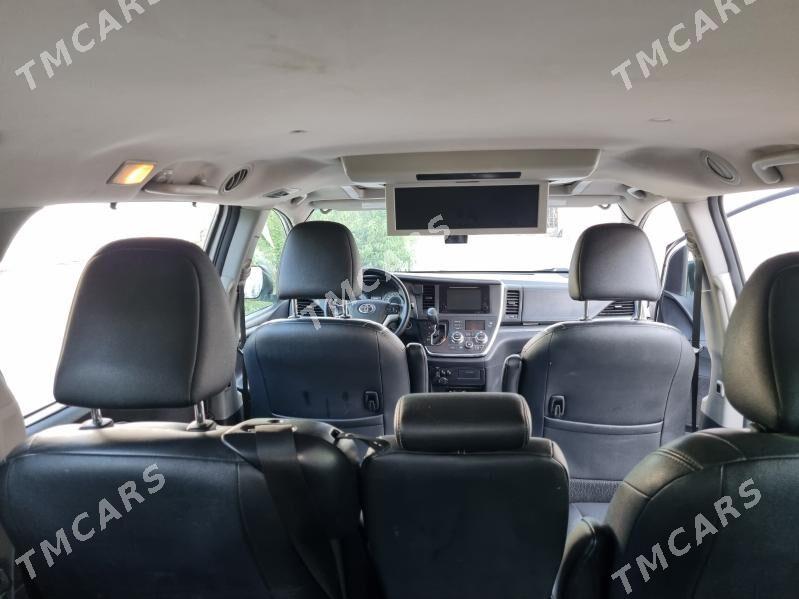 Toyota Sienna 2015 - 310 000 TMT - Дашогуз - img 6