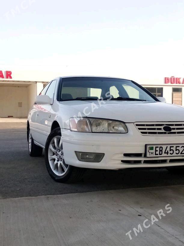 Toyota Camry 2000 - 105 000 TMT - Мары - img 8