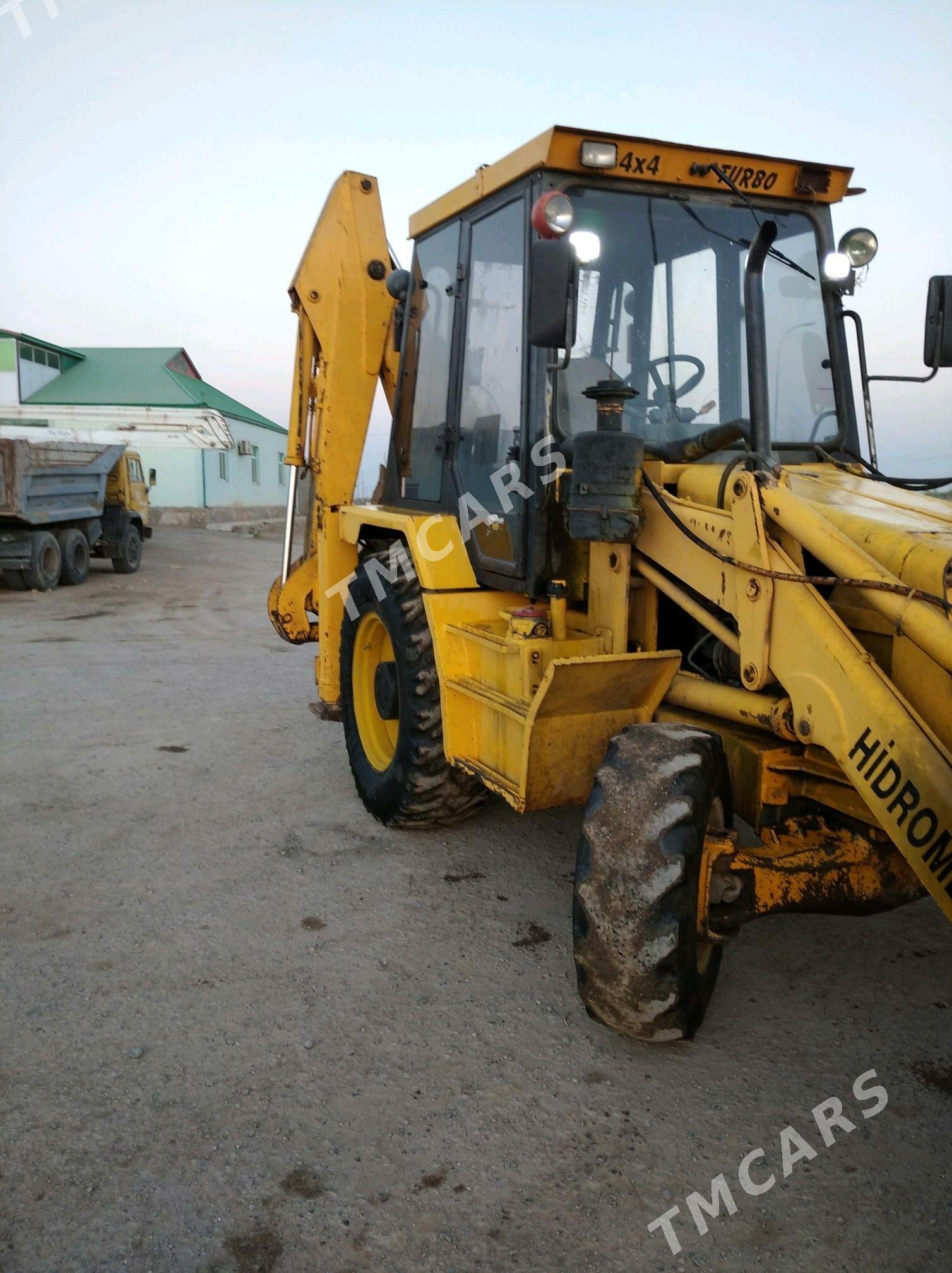 JCB 4CX ECO 2005 - 300 000 TMT - Огуз хан - img 2