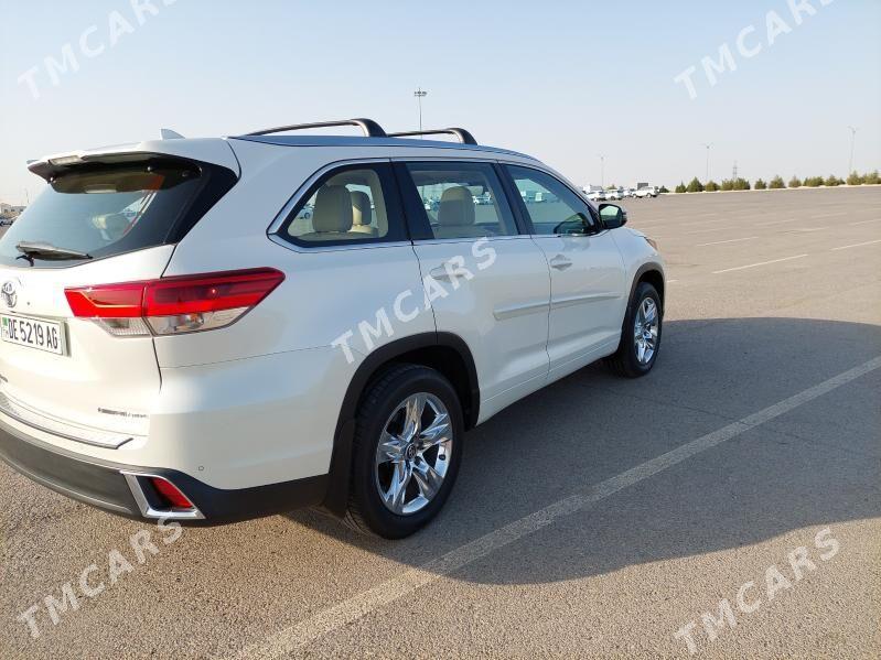 Toyota Highlander 2018 - 660 000 TMT - Ашхабад - img 3