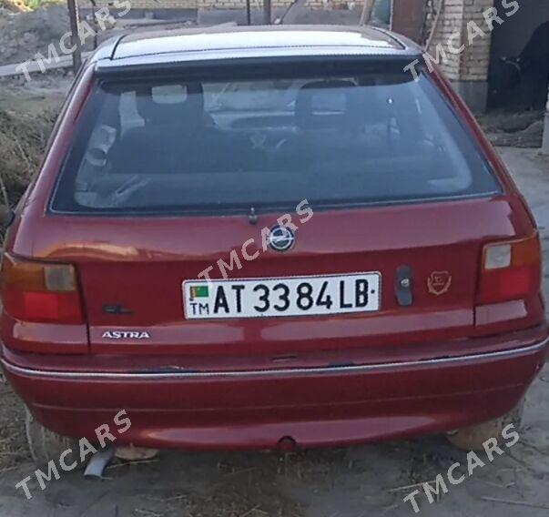 Opel Astra 1992 - 20 000 TMT - Сакар - img 2