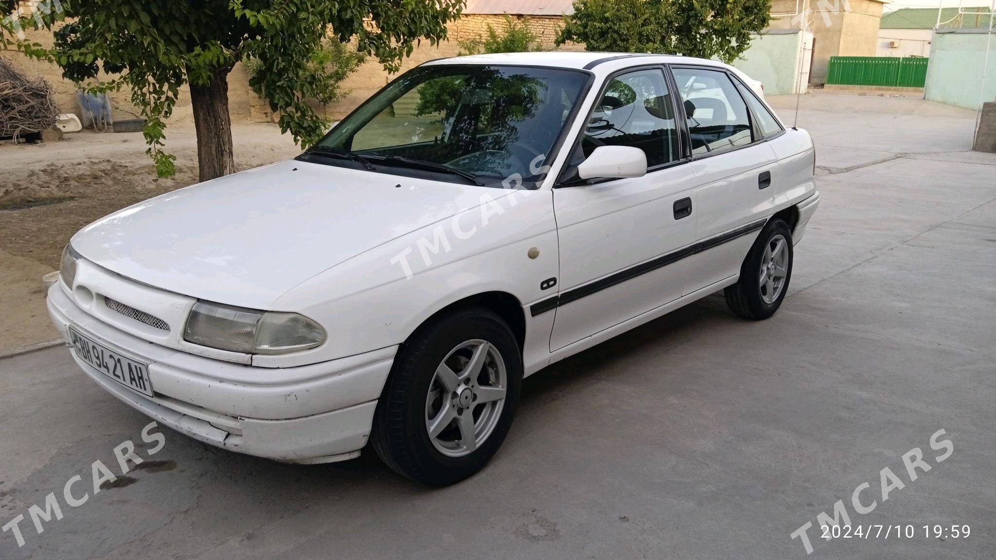 Opel Astra 1993 - 38 000 TMT - Änew - img 2