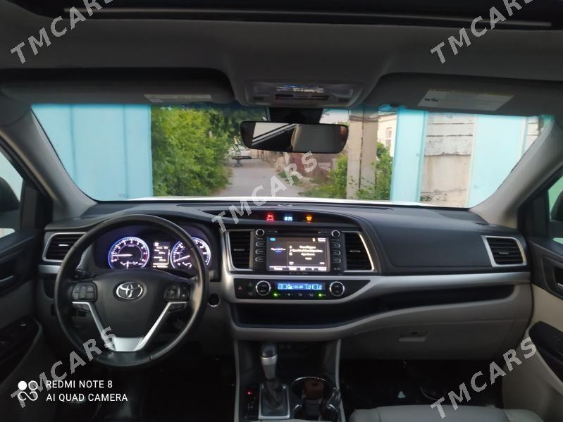 Toyota Highlander 2018 - 390 000 TMT - Ашхабад - img 6