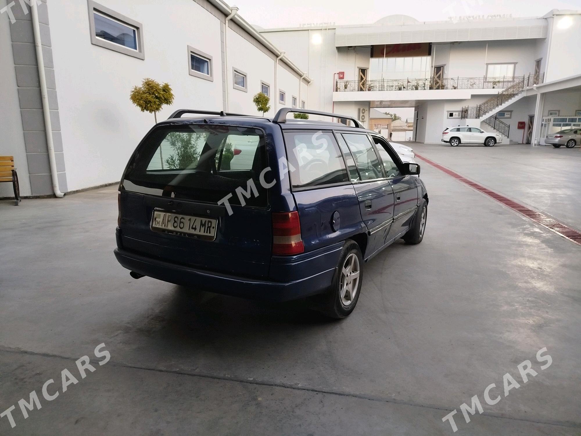 Opel Astra 1992 - 25 000 TMT - Wekilbazar - img 3