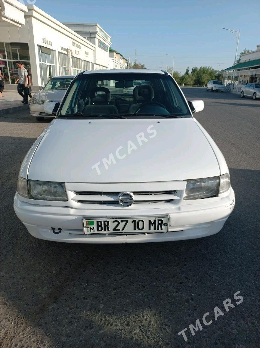 Opel Astra 1992 - 30 000 TMT - Фарап - img 6