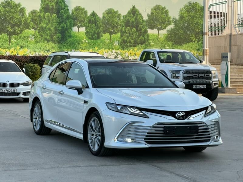 Toyota Camry 2023 - 695 000 TMT - Ашхабад - img 10