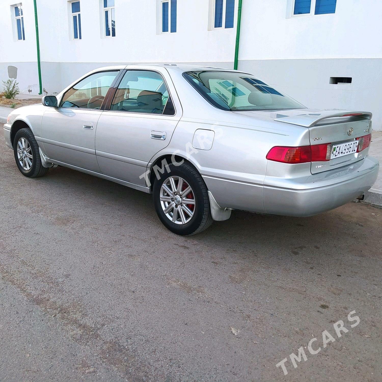 Toyota Camry 2000 - 122 000 TMT - Daşoguz - img 2