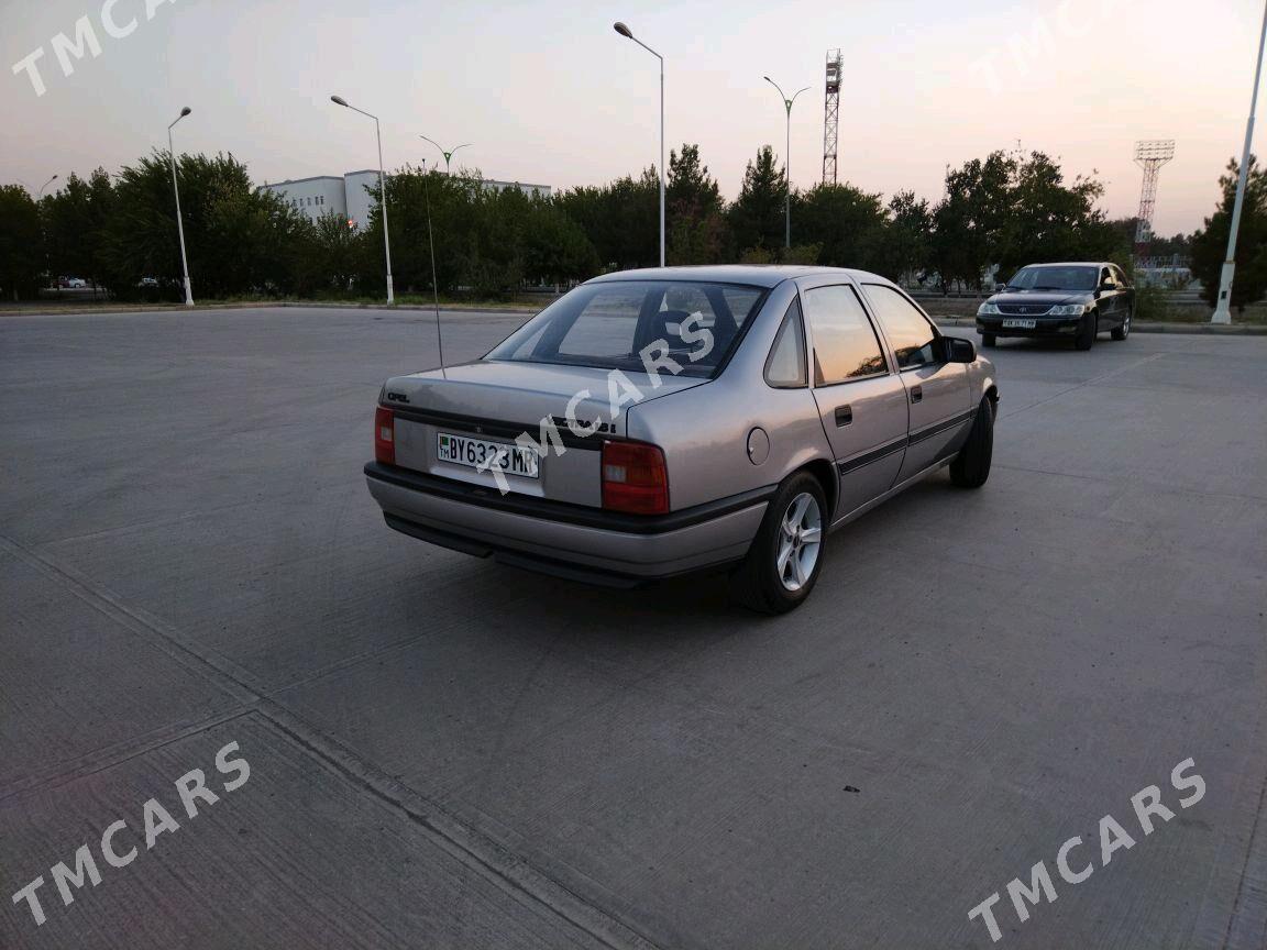 Opel Vectra 1990 - 30 000 TMT - Mary - img 9