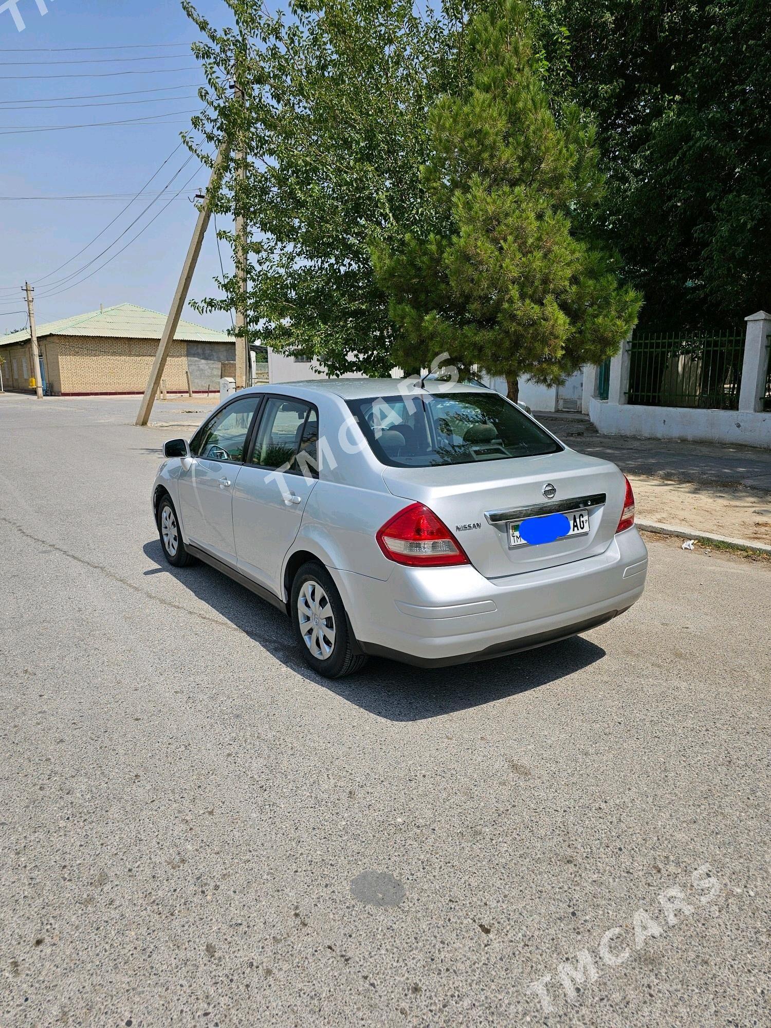 Nissan Versa 2010 - 89 000 TMT - Ашхабад - img 3