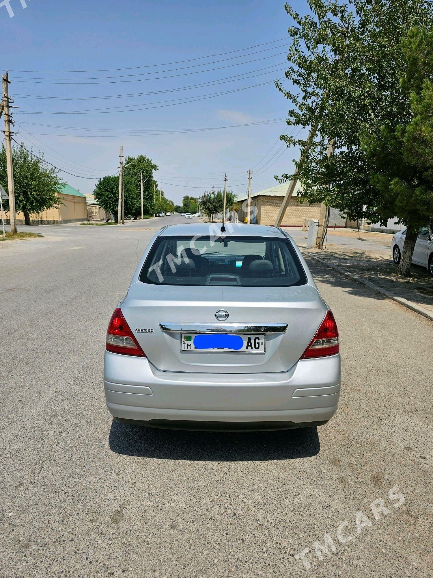 Nissan Versa 2010 - 89 000 TMT - Ашхабад - img 4