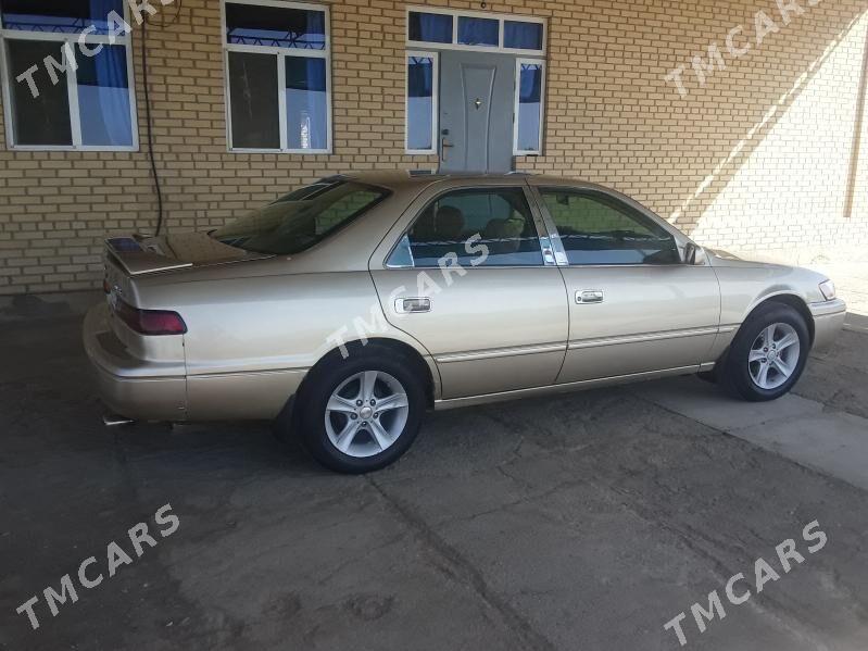 Toyota Camry 1997 - 100 000 TMT - Мургап - img 4