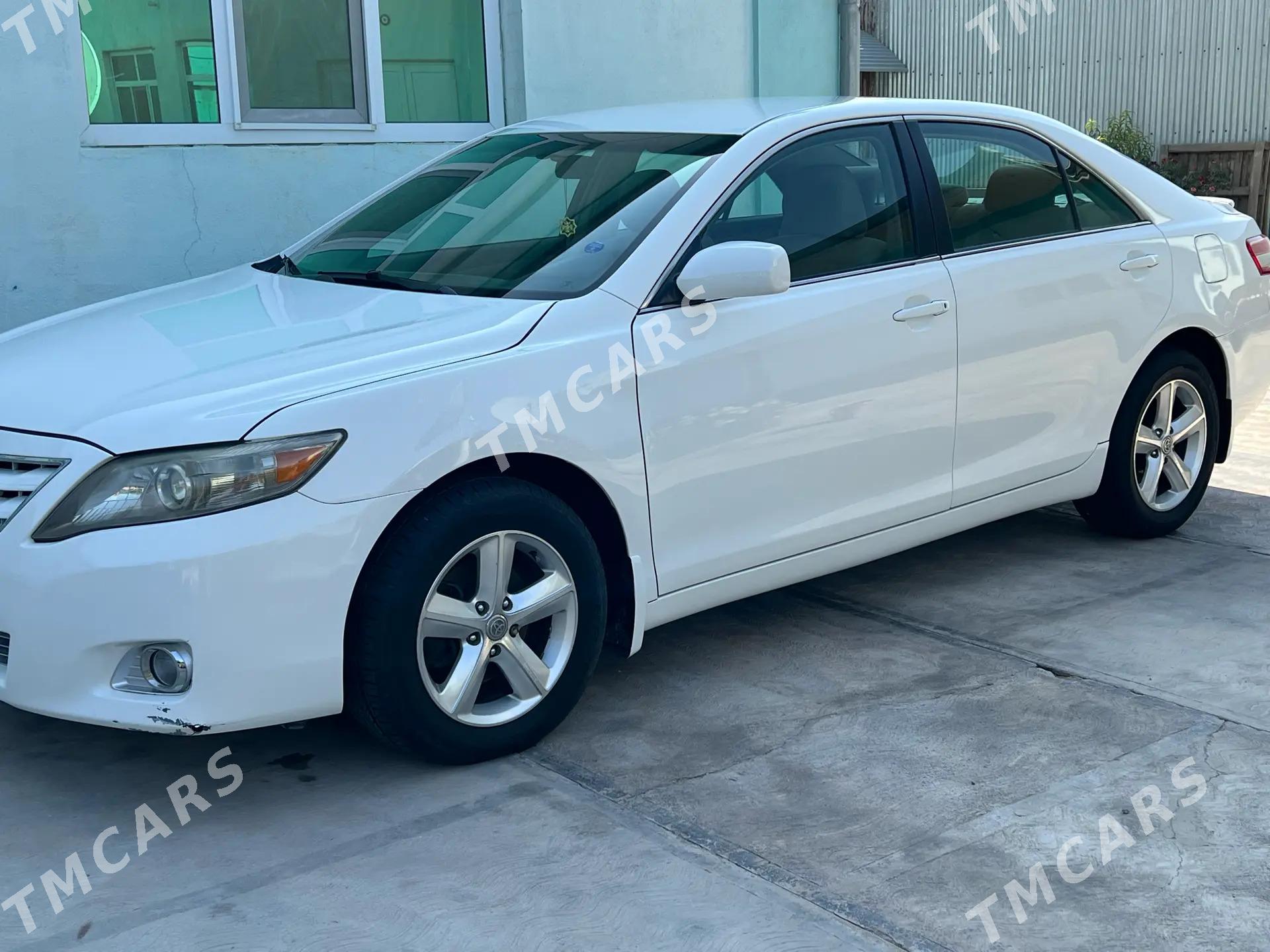 Toyota Camry 2011 - 170 000 TMT - Мары - img 5