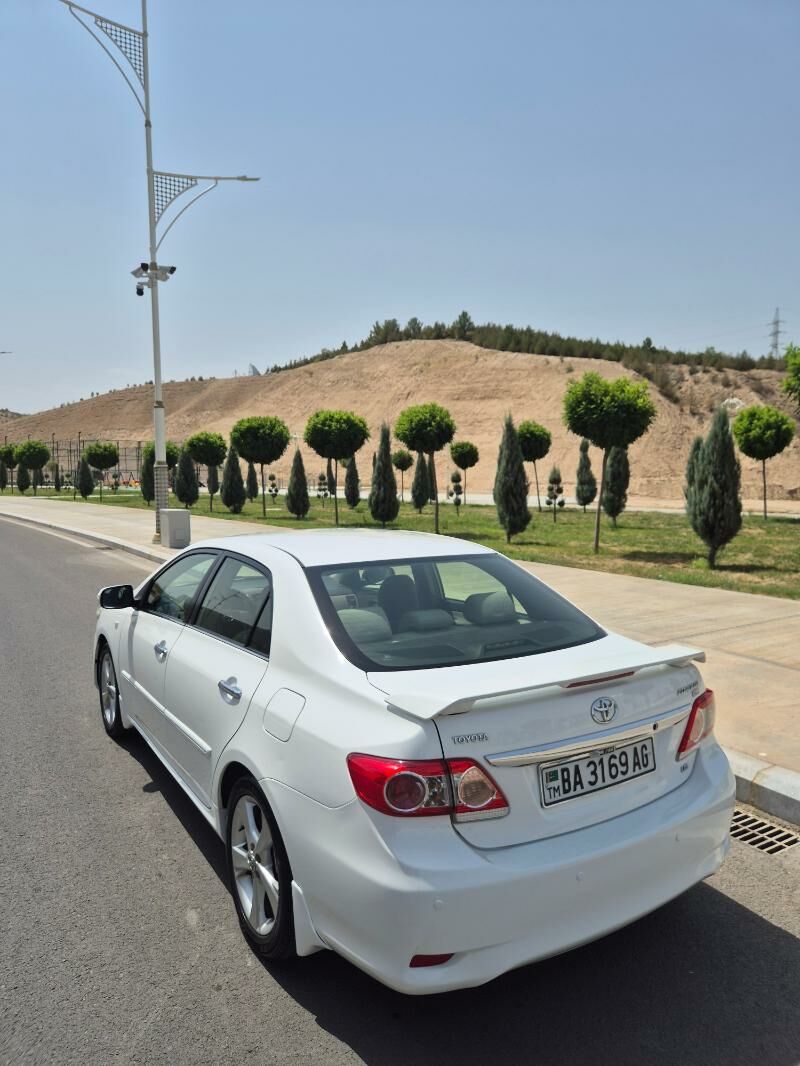 Toyota Corolla 2013 - 157 000 TMT - Aşgabat - img 2