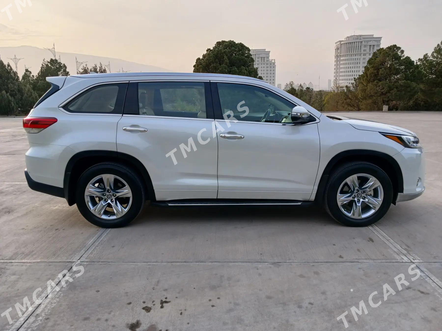 Toyota Highlander 2018 - 490 000 TMT - Ашхабад - img 4