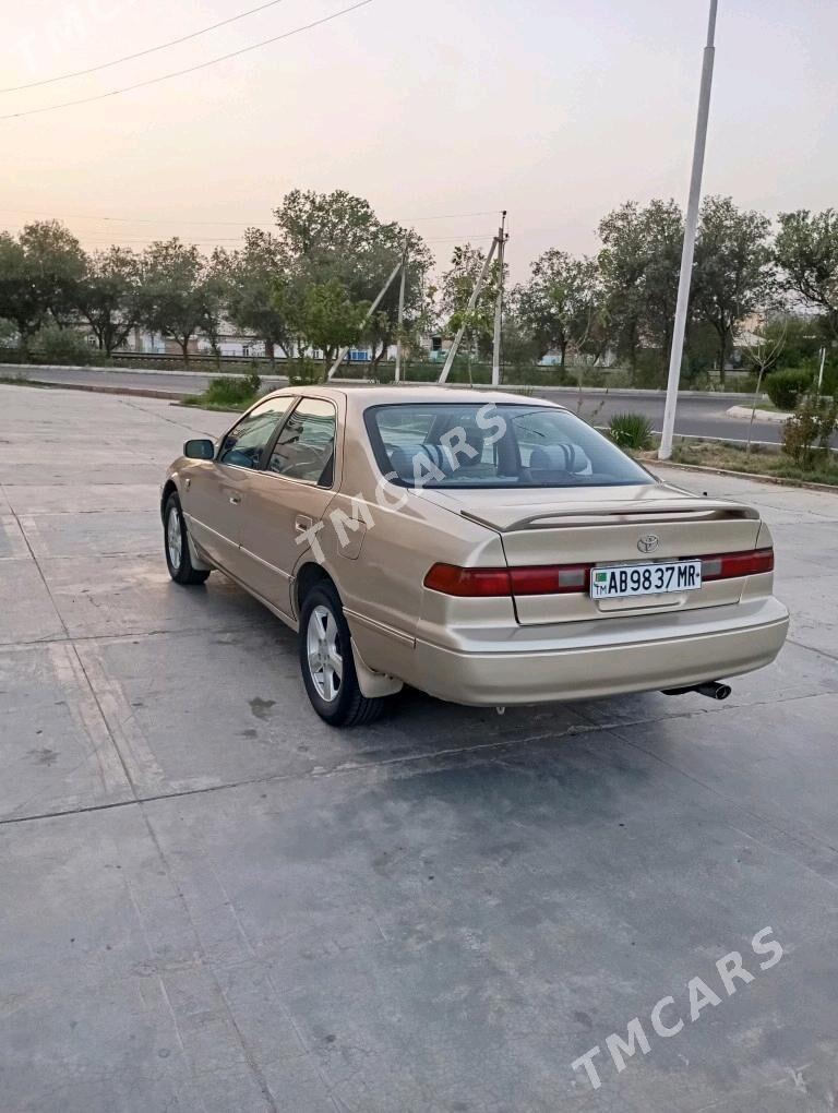 Toyota Camry 1998 - 86 000 TMT - Мары - img 5