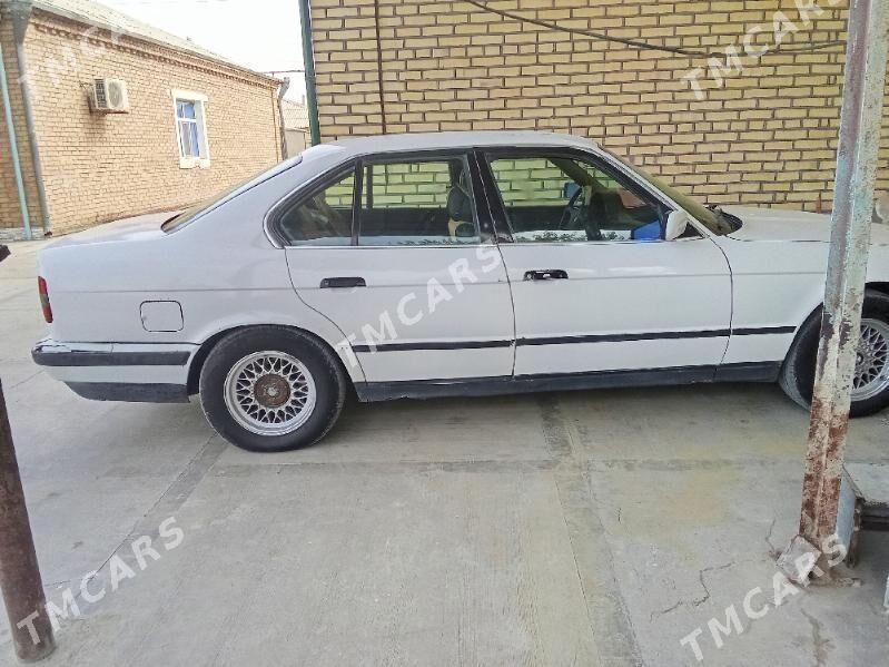 BMW 525 1992 - 28 000 TMT - Бахарден - img 3