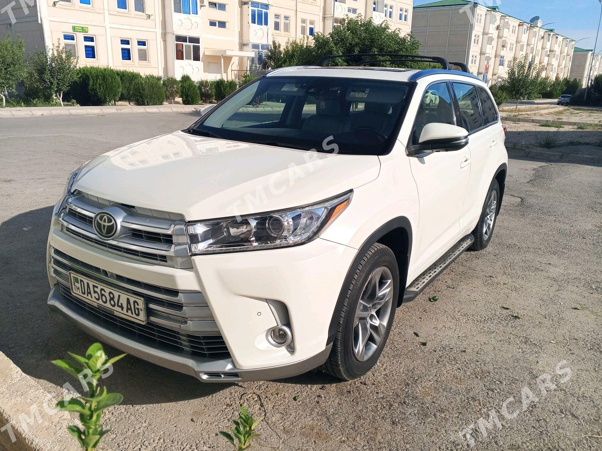 Toyota Highlander 2018 - 450 000 TMT - Бузмеин ГРЭС - img 2